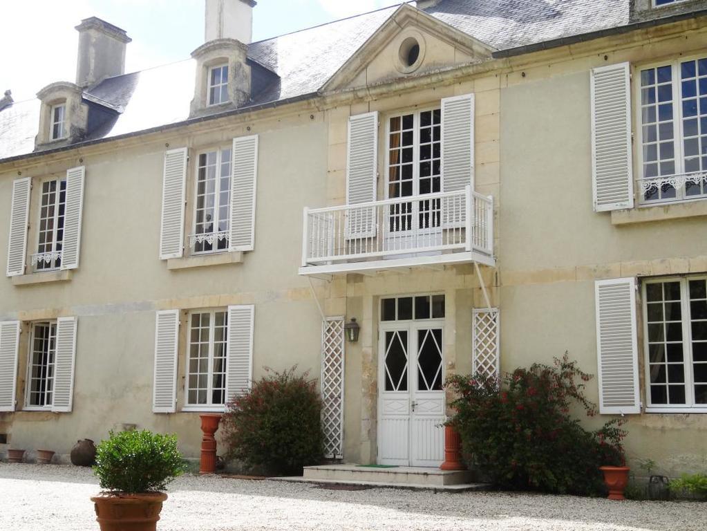 Hôtel Le Logis du Marais à Lasson Extérieur photo